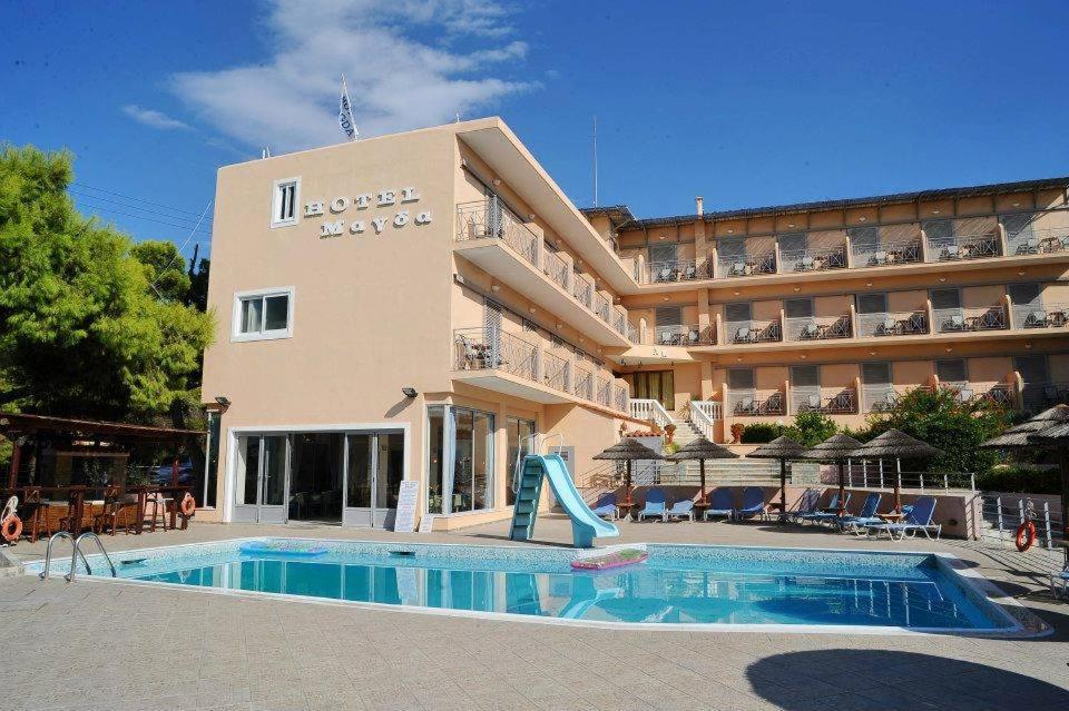 Hotel Magda Agia Marina  Extérieur photo
